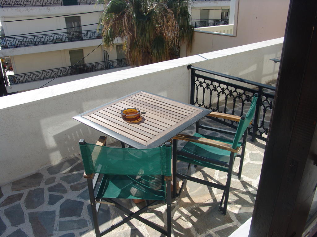 Notis Hotel Samos Town Habitación foto