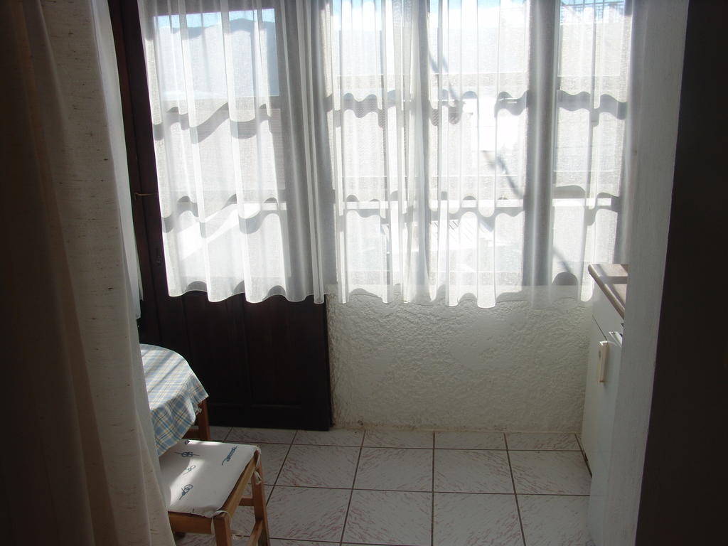 Notis Hotel Samos Town Habitación foto